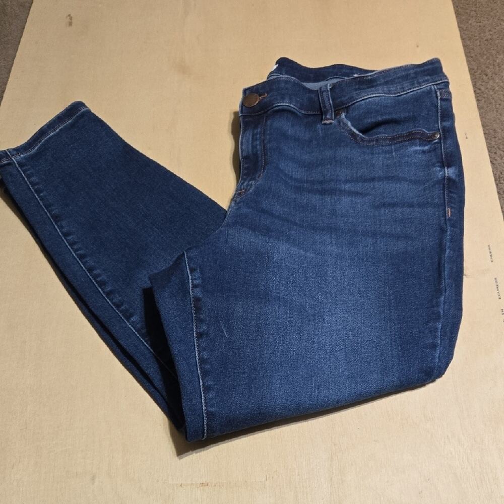 D9 Layne Bryant Signature Fit Skinny Jeans Size 18S Dark Wash Button Zip Stretch